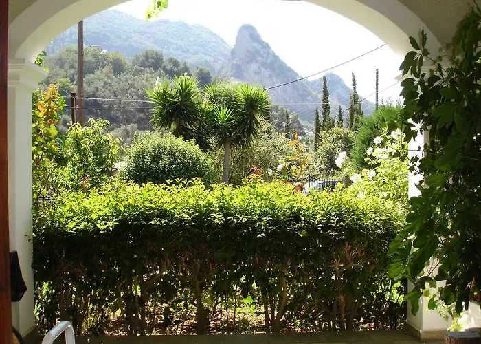 Alexandros Apartments & Studios